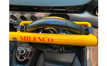 Milenco Hochsicherheits-Lenkradschloss High Security Steering Wheel Lock + Yellow with Pad and Bag